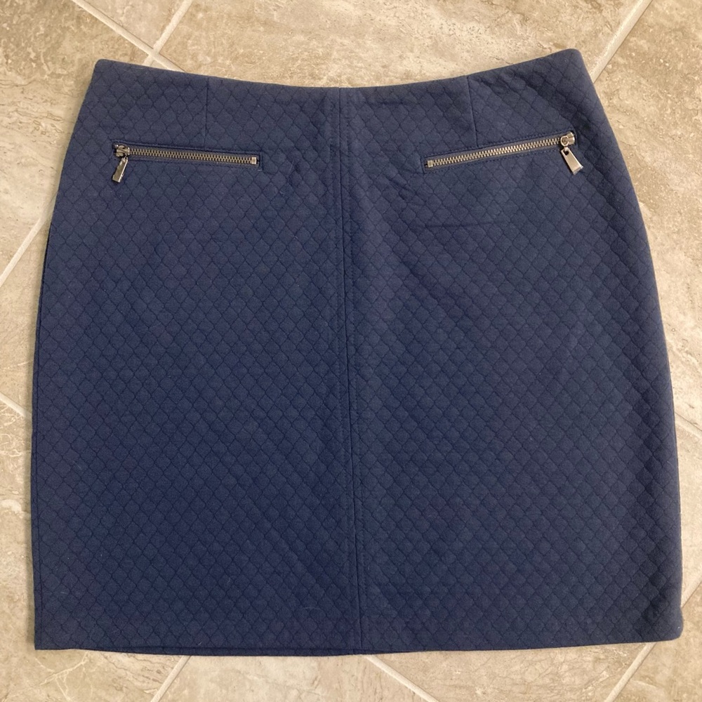 Laundry by Shelli Segal.  Navy quilted mini skirt.